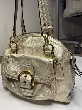 Coach Soho Metallic Gold Leather Buckle Flap Satchel F13137 Brass Dome Bag Y2K